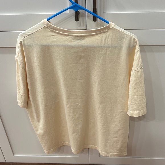 Woman’s XL Disney Character Yellow Tshirt - Picture 4 of 6